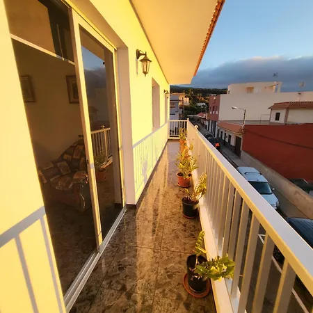Apartment Casa Sara 1 *